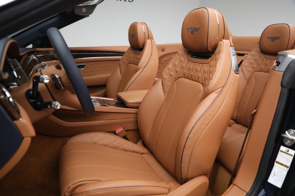 Used 2022 Bentley Continental GT V8 for sale $259,900 at Alfa Romeo of Westport in Westport CT 06880 24