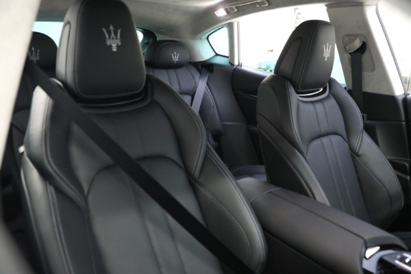 New 2022 Maserati Levante Modena for sale $88,900 at Alfa Romeo of Westport in Westport CT 06880 16