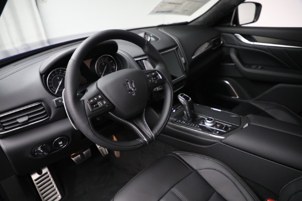 New 2022 Maserati Levante GT for sale $89,126 at Alfa Romeo of Westport in Westport CT 06880 13