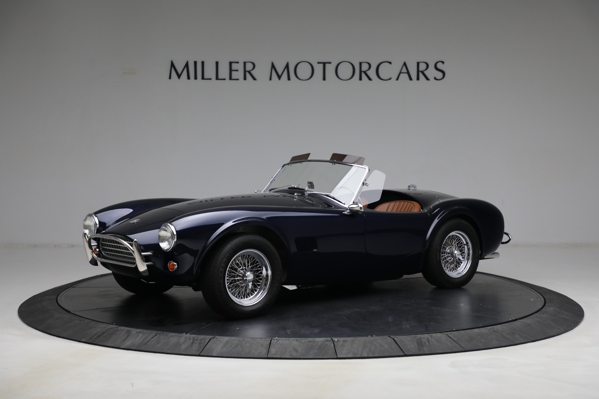 Used 1962 Superformance Cobra 289 Slabside for sale Sold at Alfa Romeo of Westport in Westport CT 06880 1