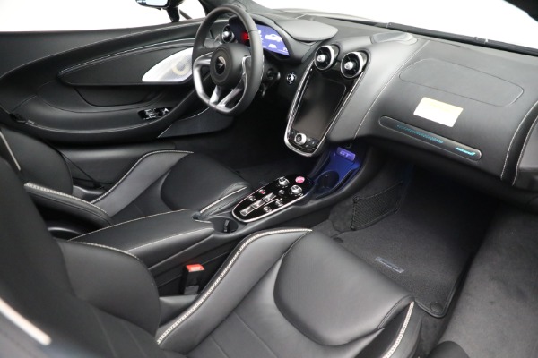 New 2022 McLaren GT for sale Sold at Alfa Romeo of Westport in Westport CT 06880 21