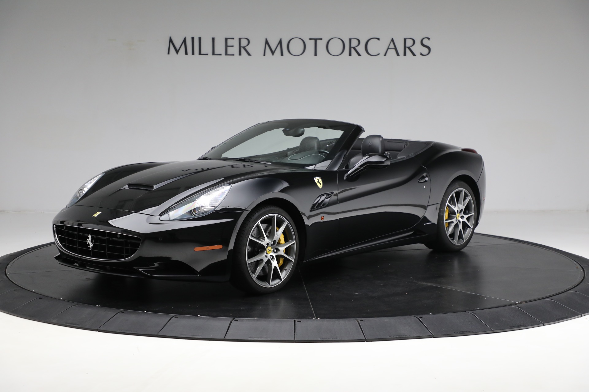 Used 2010 Ferrari California for sale $118,900 at Alfa Romeo of Westport in Westport CT 06880 1