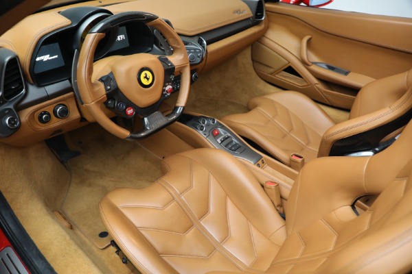 Used 2013 Ferrari 458 Spider for sale $269,900 at Alfa Romeo of Westport in Westport CT 06880 21