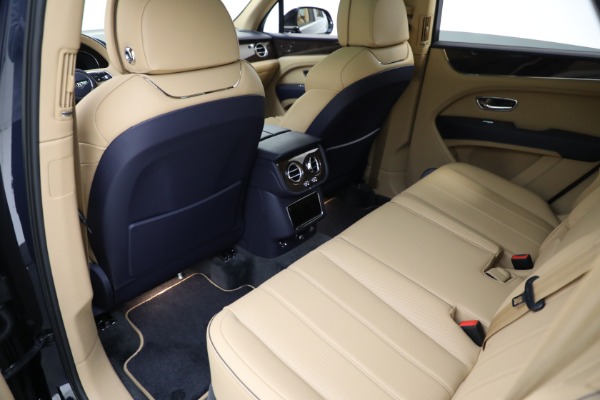 New 2022 Bentley Bentayga V8 for sale Call for price at Alfa Romeo of Westport in Westport CT 06880 21