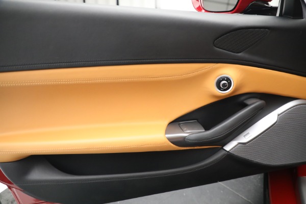 Used 2019 Ferrari Portofino for sale $239,900 at Alfa Romeo of Westport in Westport CT 06880 28