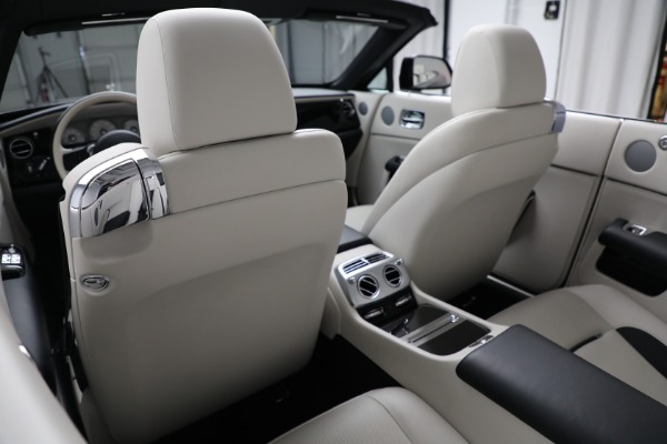 Used 2018 Rolls-Royce Dawn for sale Sold at Alfa Romeo of Westport in Westport CT 06880 16