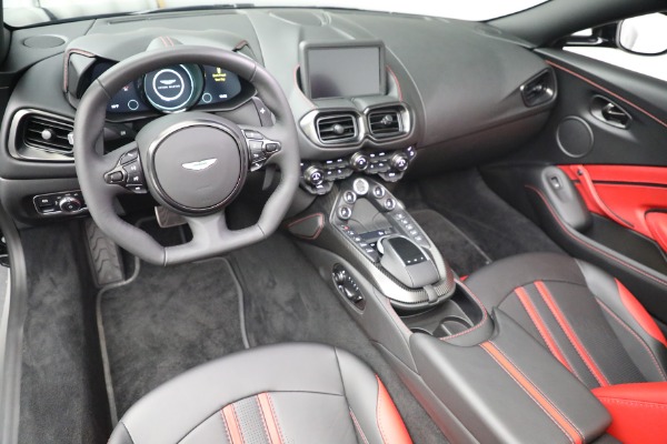 New 2021 Aston Martin Vantage Roadster for sale $187,586 at Alfa Romeo of Westport in Westport CT 06880 20