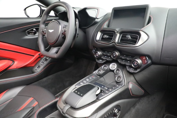 New 2021 Aston Martin Vantage Roadster for sale Sold at Alfa Romeo of Westport in Westport CT 06880 23