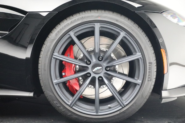 Used 2021 Aston Martin Vantage Roadster for sale Sold at Alfa Romeo of Westport in Westport CT 06880 25