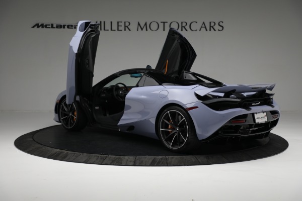 New 2022 McLaren 720S Spider for sale $425,080 at Alfa Romeo of Westport in Westport CT 06880 16