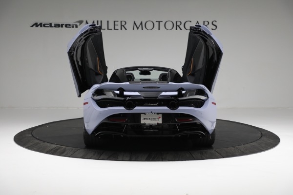 New 2022 McLaren 720S Spider for sale $425,080 at Alfa Romeo of Westport in Westport CT 06880 17