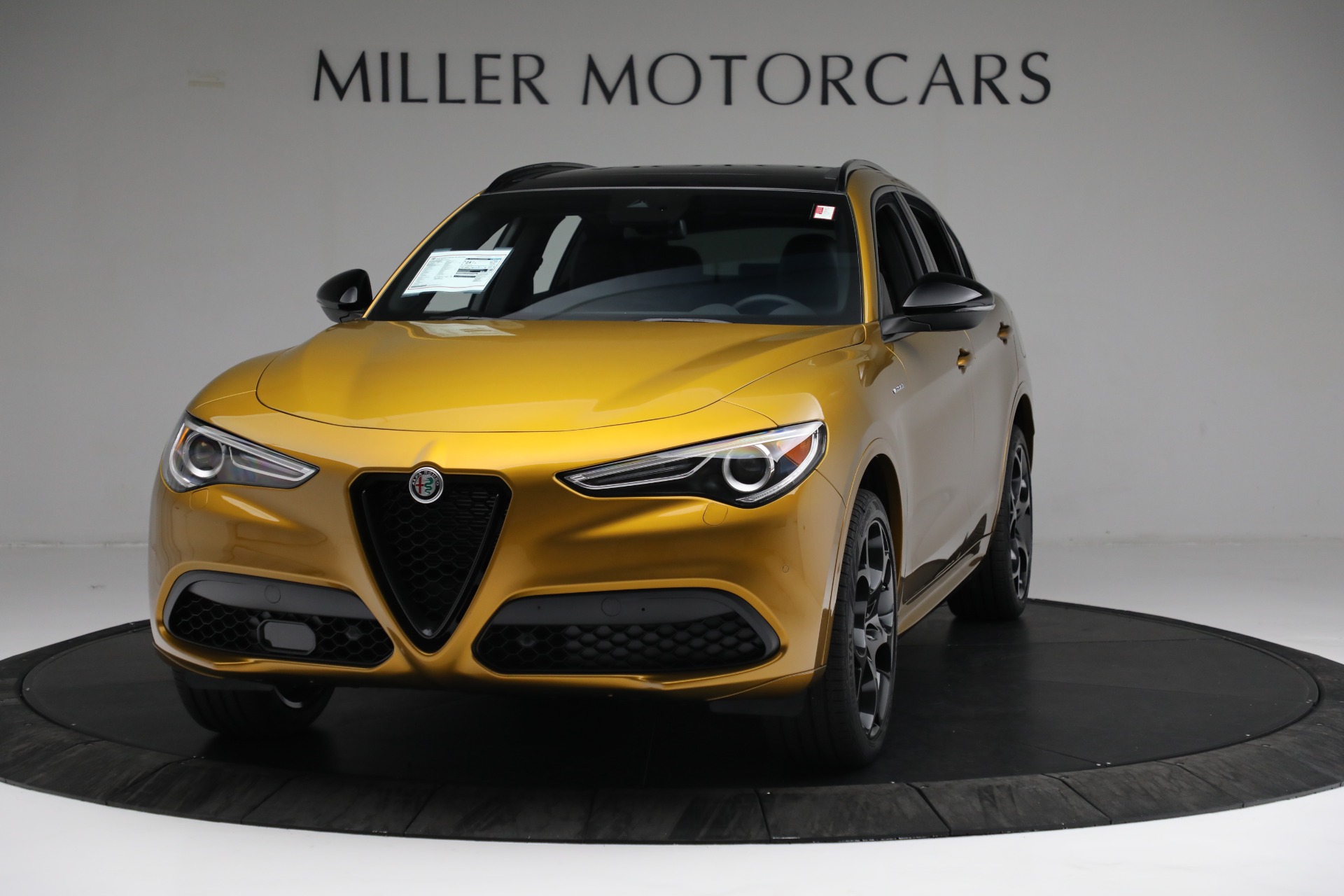 New 2022 Alfa Romeo Stelvio Veloce for sale $59,990 at Alfa Romeo of Westport in Westport CT 06880 1