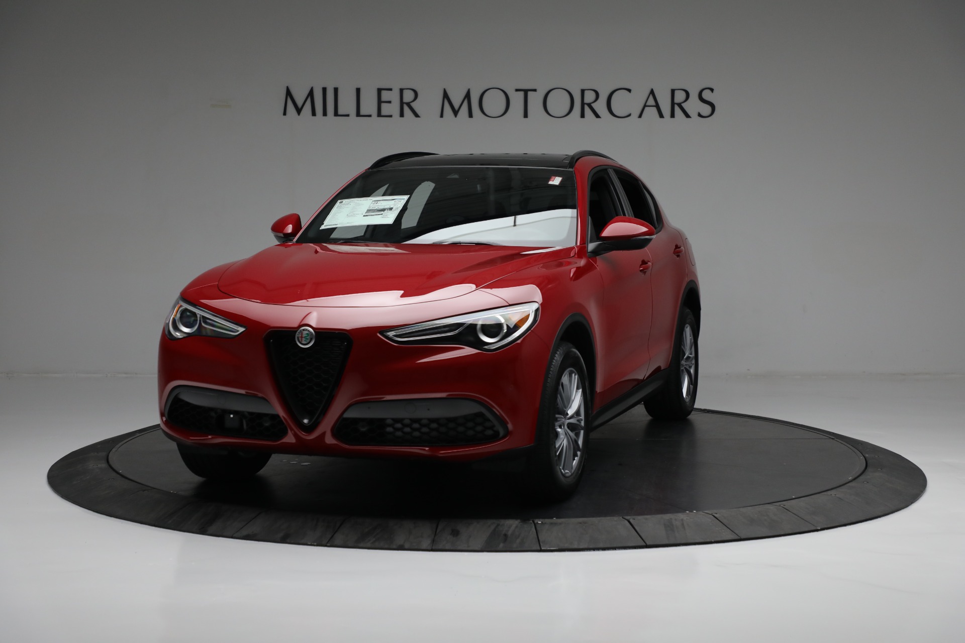 New 2022 Alfa Romeo Stelvio Sprint for sale $50,325 at Alfa Romeo of Westport in Westport CT 06880 1