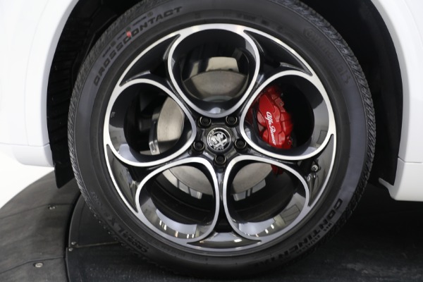 New 2022 Alfa Romeo Stelvio Veloce for sale $57,390 at Alfa Romeo of Westport in Westport CT 06880 12