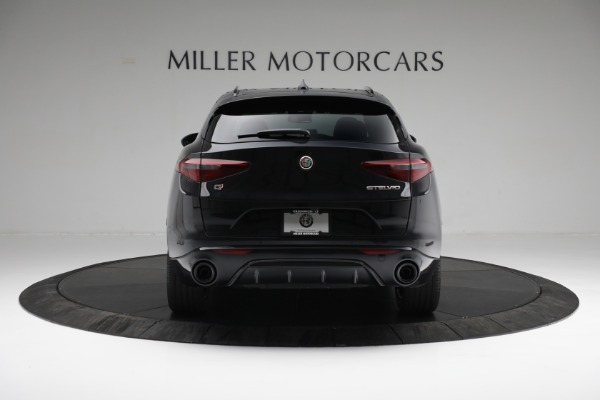 New 2022 Alfa Romeo Stelvio Veloce for sale $56,405 at Alfa Romeo of Westport in Westport CT 06880 6