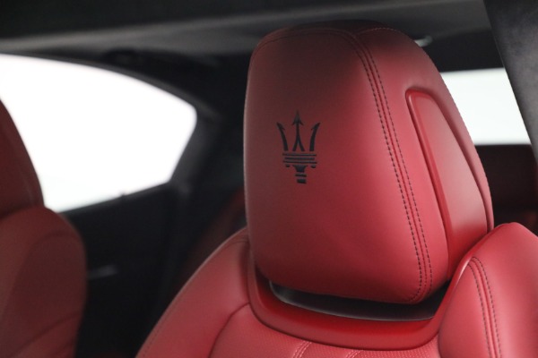 New 2022 Maserati Ghibli Modena Q4 for sale Sold at Alfa Romeo of Westport in Westport CT 06880 16