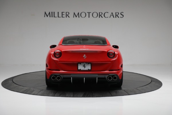Used 2016 Ferrari California T for sale $179,900 at Alfa Romeo of Westport in Westport CT 06880 16