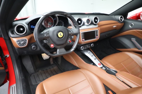 Used 2016 Ferrari California T for sale $179,900 at Alfa Romeo of Westport in Westport CT 06880 22