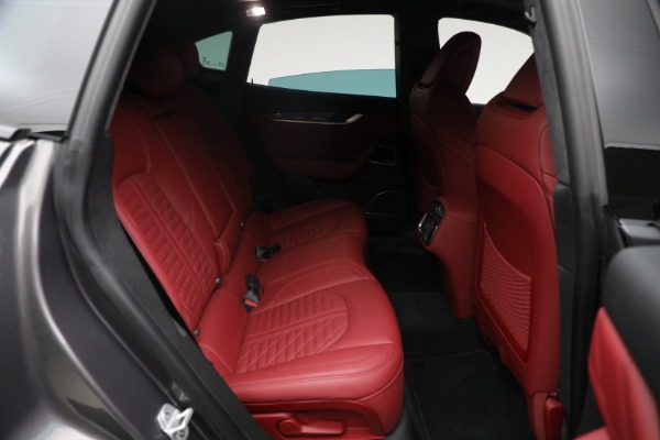 Used 2022 Maserati Levante Modena for sale Sold at Alfa Romeo of Westport in Westport CT 06880 16