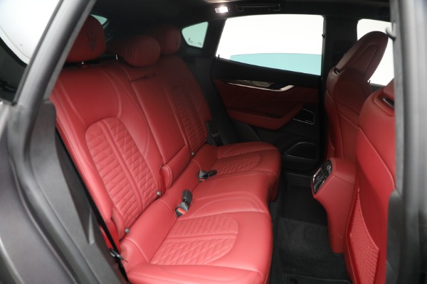 Used 2022 Maserati Levante Modena for sale Sold at Alfa Romeo of Westport in Westport CT 06880 17