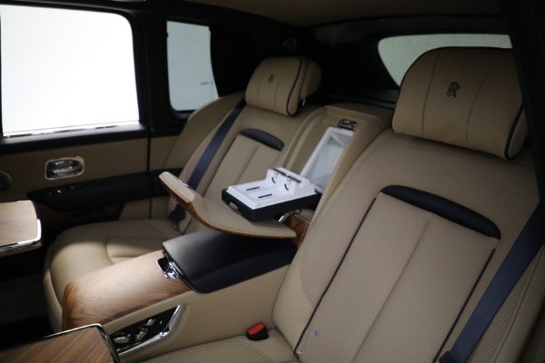 Used 2019 Rolls-Royce Cullinan for sale $429,900 at Alfa Romeo of Westport in Westport CT 06880 25