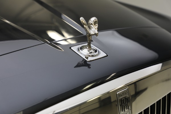 Used 2019 Rolls-Royce Cullinan for sale $349,900 at Alfa Romeo of Westport in Westport CT 06880 25