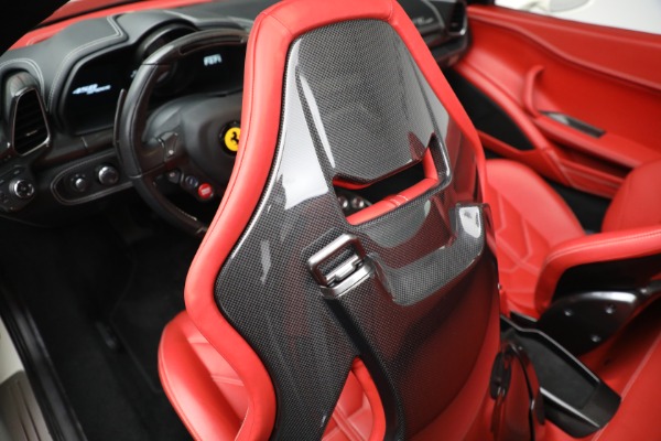 Used 2012 Ferrari 458 Spider for sale $329,900 at Alfa Romeo of Westport in Westport CT 06880 26