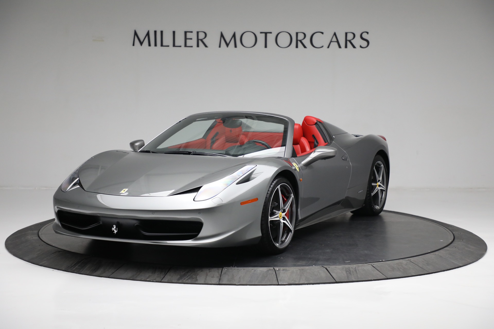 Used 2015 Ferrari 458 Spider for sale $259,900 at Alfa Romeo of Westport in Westport CT 06880 1