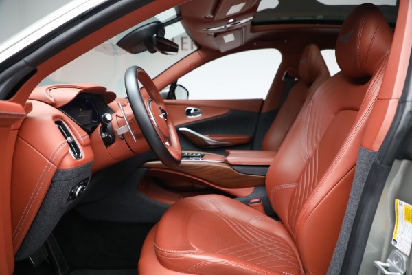 Used 2021 Aston Martin DBX for sale $204,990 at Alfa Romeo of Westport in Westport CT 06880 13