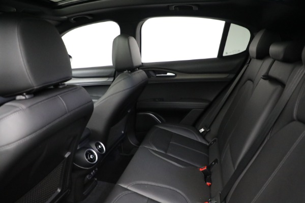 New 2022 Alfa Romeo Stelvio Ti for sale $53,455 at Alfa Romeo of Westport in Westport CT 06880 19