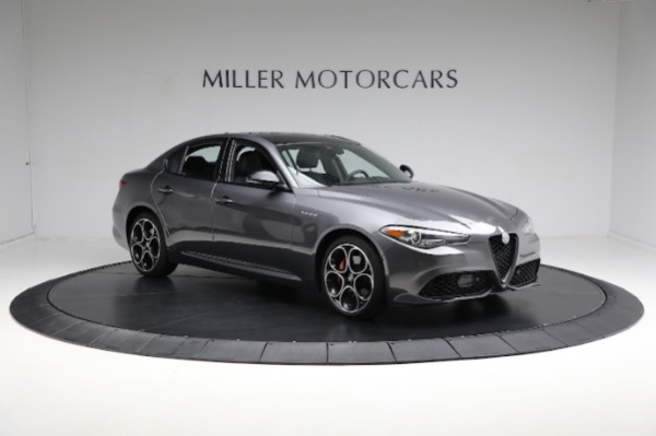 Used 2022 Alfa Romeo Giulia Veloce for sale Sold at Alfa Romeo of Westport in Westport CT 06880 16