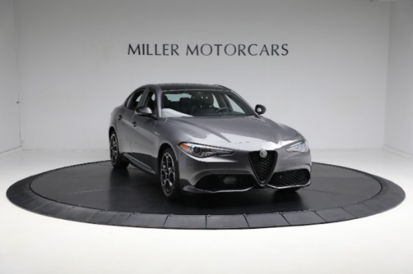 Used 2022 Alfa Romeo Giulia Veloce for sale $37,900 at Alfa Romeo of Westport in Westport CT 06880 17