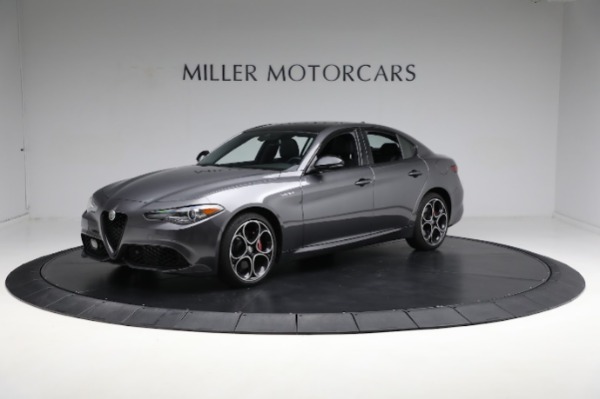 Used 2022 Alfa Romeo Giulia Veloce for sale $37,900 at Alfa Romeo of Westport in Westport CT 06880 1