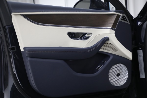New 2022 Bentley Flying Spur W12 for sale Call for price at Alfa Romeo of Westport in Westport CT 06880 15