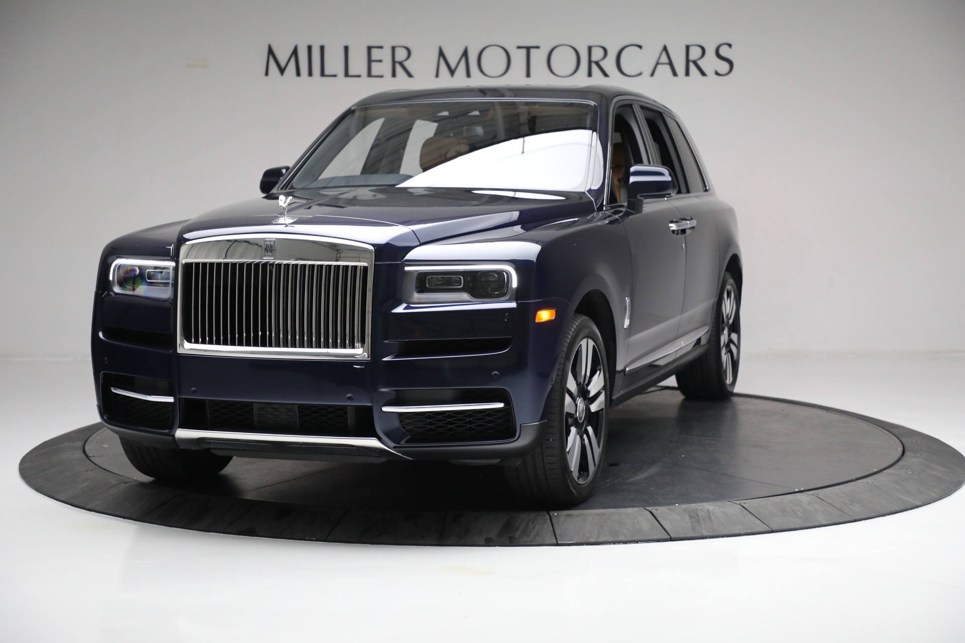 Used 2019 Rolls-Royce Cullinan for sale Sold at Alfa Romeo of Westport in Westport CT 06880 1