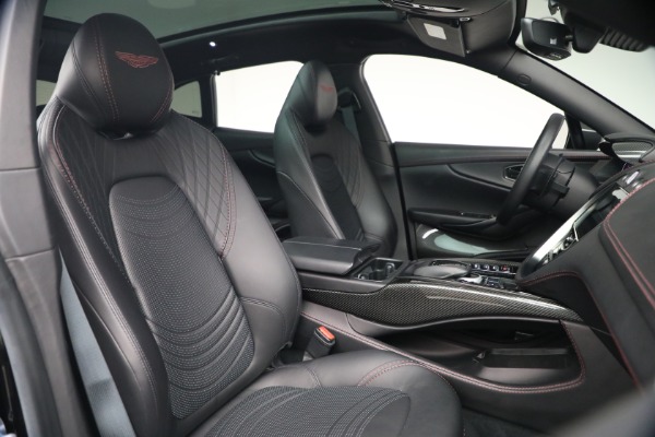 Used 2022 Aston Martin DBX for sale $115,900 at Alfa Romeo of Westport in Westport CT 06880 25