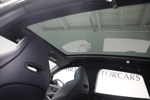 New 2022 Aston Martin DBX for sale $218,986 at Alfa Romeo of Westport in Westport CT 06880 23