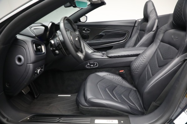 Used 2022 Aston Martin DBS Volante for sale $294,900 at Alfa Romeo of Westport in Westport CT 06880 20