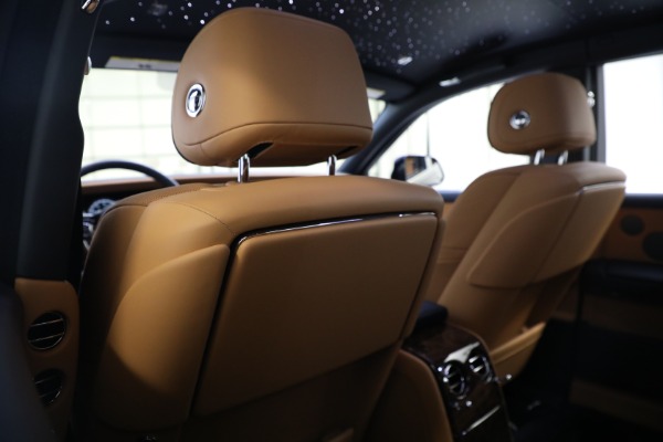 Used 2022 Rolls-Royce Phantom for sale $599,900 at Alfa Romeo of Westport in Westport CT 06880 14