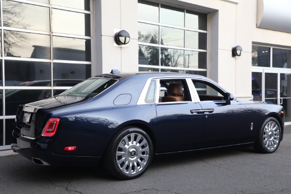 Used 2022 Rolls-Royce Phantom for sale $599,900 at Alfa Romeo of Westport in Westport CT 06880 5