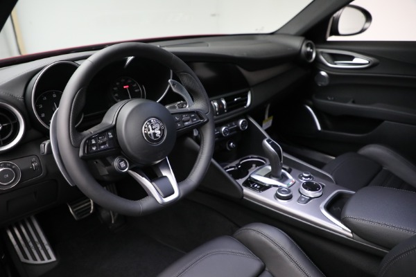 New 2022 Alfa Romeo Giulia Veloce for sale Sold at Alfa Romeo of Westport in Westport CT 06880 13
