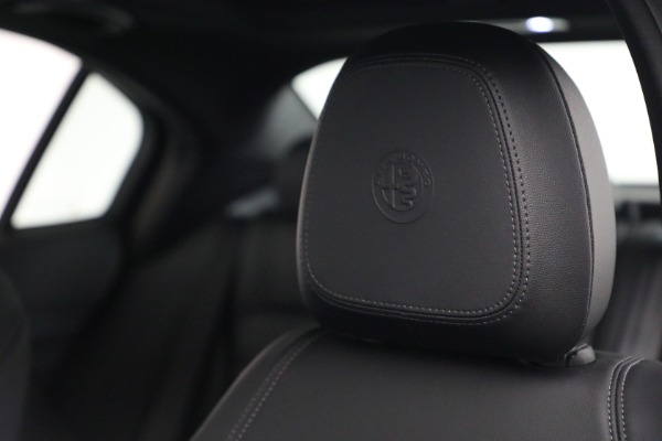 New 2022 Alfa Romeo Giulia Veloce for sale Sold at Alfa Romeo of Westport in Westport CT 06880 16