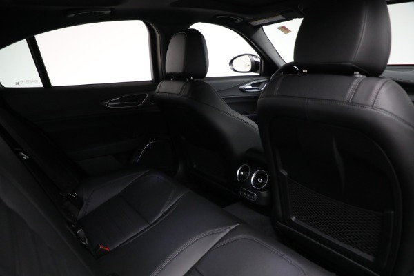 New 2022 Alfa Romeo Giulia Veloce for sale Sold at Alfa Romeo of Westport in Westport CT 06880 26