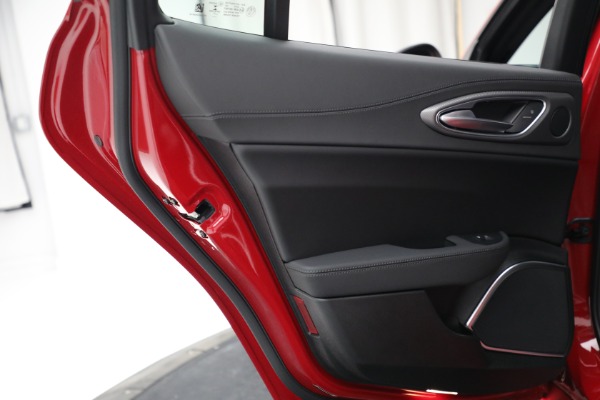 New 2022 Alfa Romeo Giulia Veloce for sale Sold at Alfa Romeo of Westport in Westport CT 06880 28