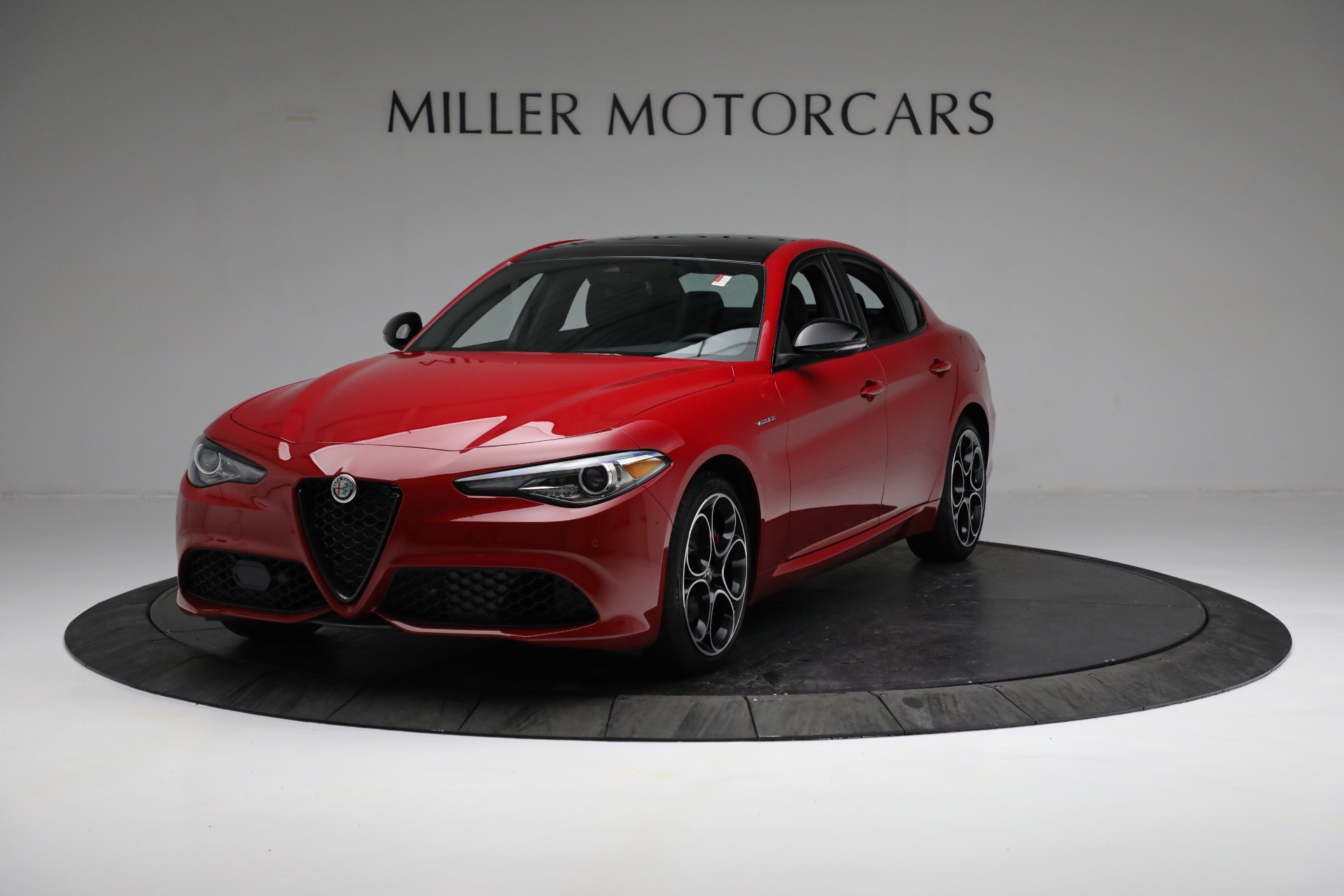 New 2022 Alfa Romeo Giulia Veloce for sale Sold at Alfa Romeo of Westport in Westport CT 06880 1