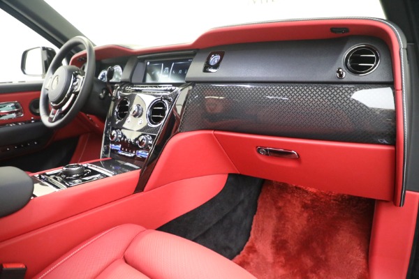 Used 2022 Rolls-Royce Black Badge Cullinan for sale $429,900 at Alfa Romeo of Westport in Westport CT 06880 23