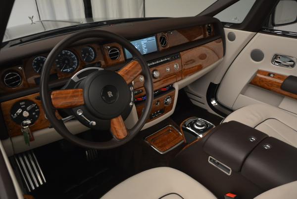 Used 2015 Rolls-Royce Phantom Drophead Coupe for sale Sold at Alfa Romeo of Westport in Westport CT 06880 28