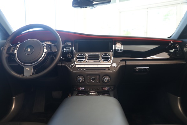 Used 2018 Rolls-Royce Black Badge Dawn for sale Sold at Alfa Romeo of Westport in Westport CT 06880 4