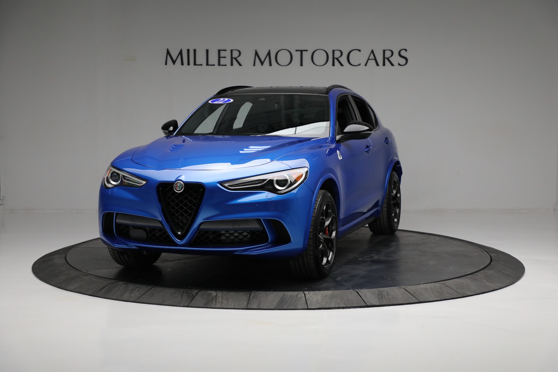 Used 2022 Alfa Romeo Stelvio Quadrifoglio for sale $79,900 at Alfa Romeo of Westport in Westport CT 06880 1