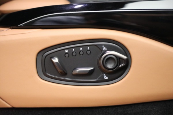Used 2022 Aston Martin Vantage Auto for sale Sold at Alfa Romeo of Westport in Westport CT 06880 25
